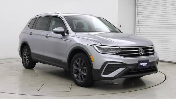 VOLKSWAGEN TIGUAN 4MOTION 2023 3VVMB7AX8PM017797 image